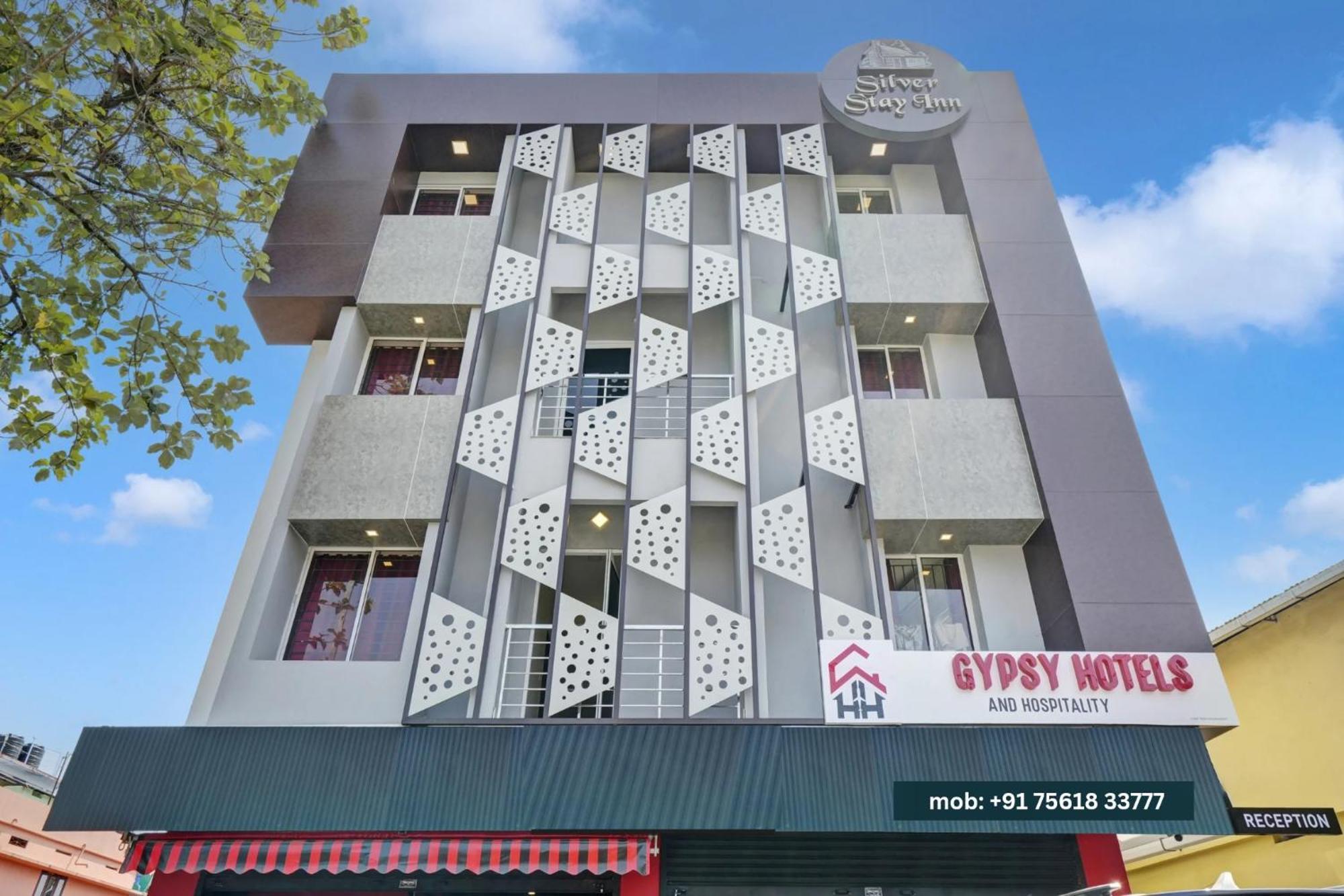 Gypsy Hotel Cusat Kochi Extérieur photo